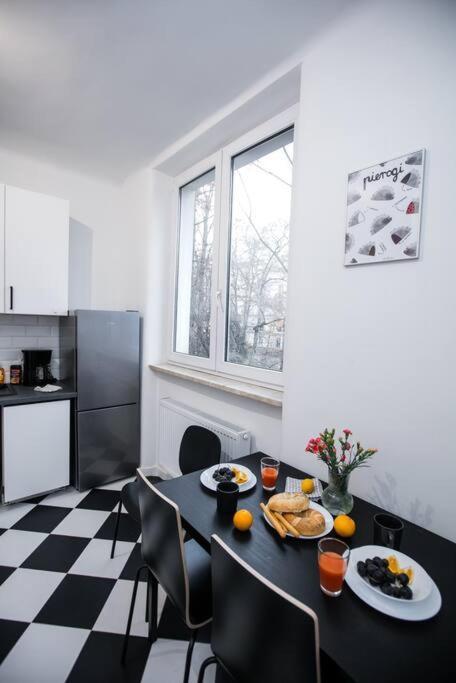 Cozy, Fully Equipped Apartment In Mokotow District Варшава Екстериор снимка